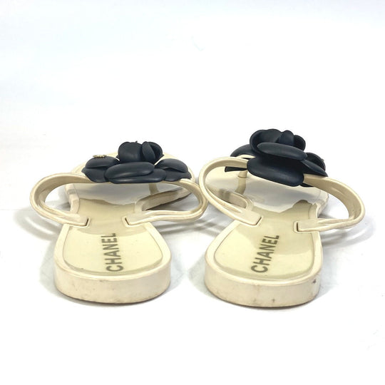 CHANEL Sandals rubber White x black Flat petanko Camellia COCO Mark CC Women 37 Used Authentic