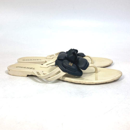 CHANEL Sandals rubber White x black Flat petanko Camellia COCO Mark CC Women 37 Used Authentic