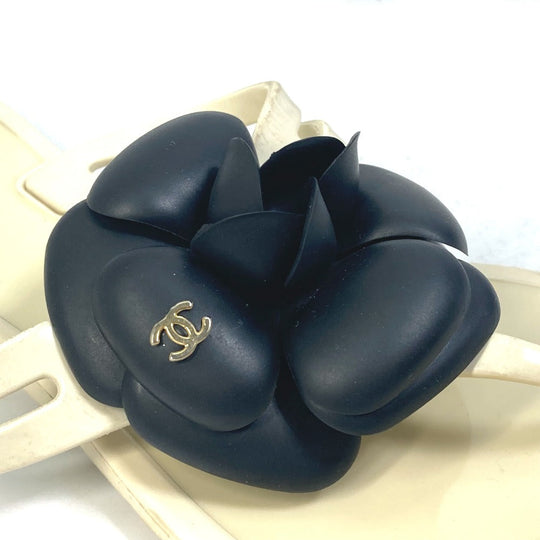 CHANEL Sandals rubber White x black Flat petanko Camellia COCO Mark CC Women 37 Used Authentic