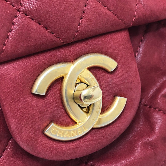 CHANEL Shoulder Bag Coated leather Red Matrasse 30 COCO Mark