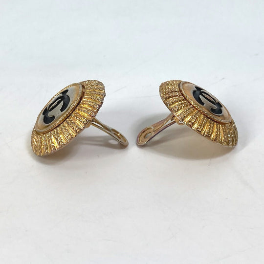 CHANEL Earring metal gold vintage Round CC COCO Mark Women Used Authentic