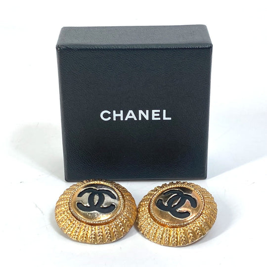 CHANEL Earring metal gold vintage Round CC COCO Mark Women Used Authentic