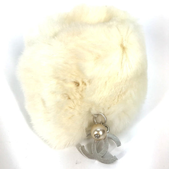 CHANEL Bangle fur white bracelet CC COCO Mark fur fake pearl Women Used Authentic