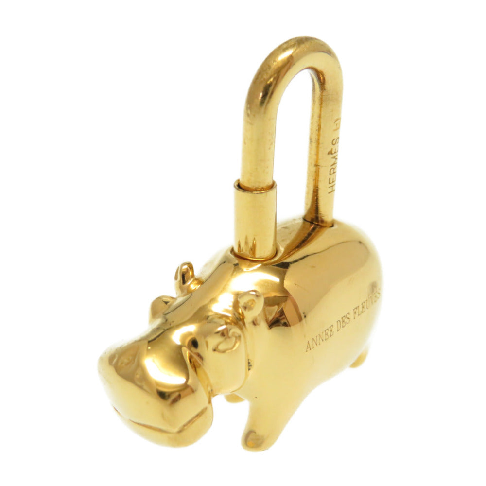 HERMES key ring metal gold ANNEE DES FLEUVES Hippopotamus Bag Charm Women Used Authentic