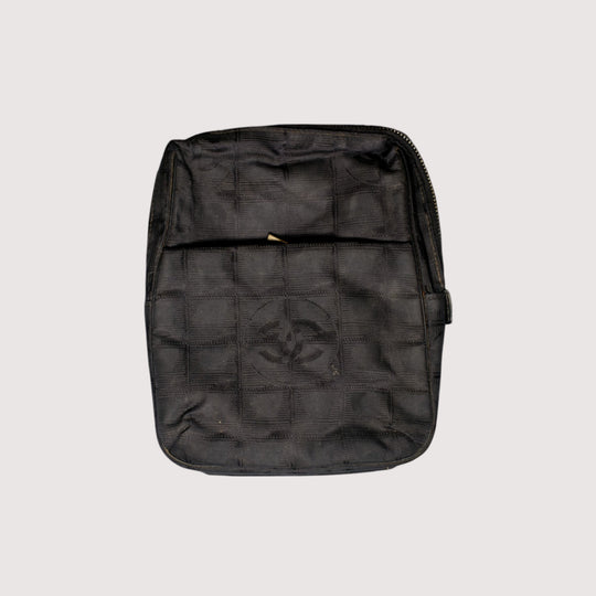 Chanel Black Crossbody Bag Vintage Quilted Nylon Unisex Gold Hardware Classic Style