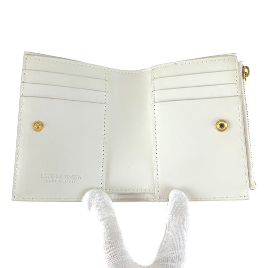 BOTTEGAVENETA Bifold Wallet leather white Folding wallet Compact wallet MAXI INTRECCIATO Women Used Authentic