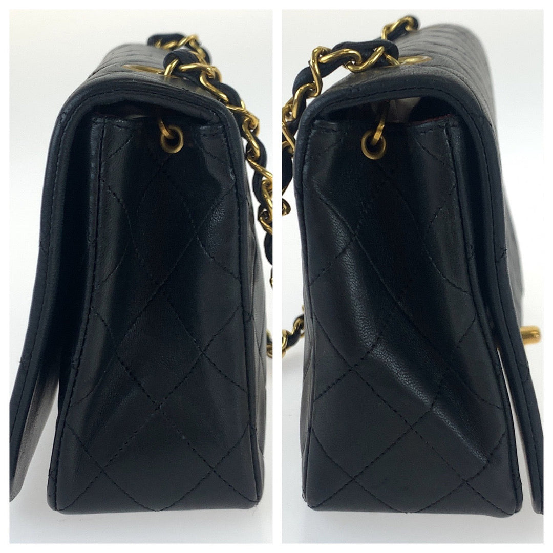 CHANEL Shoulder Bag lambskin Black GoldMetal Crossbody ChainShoulder Bag Pochette Matrasse COCO Mark Turnlock Single Flap Women Used Authentic