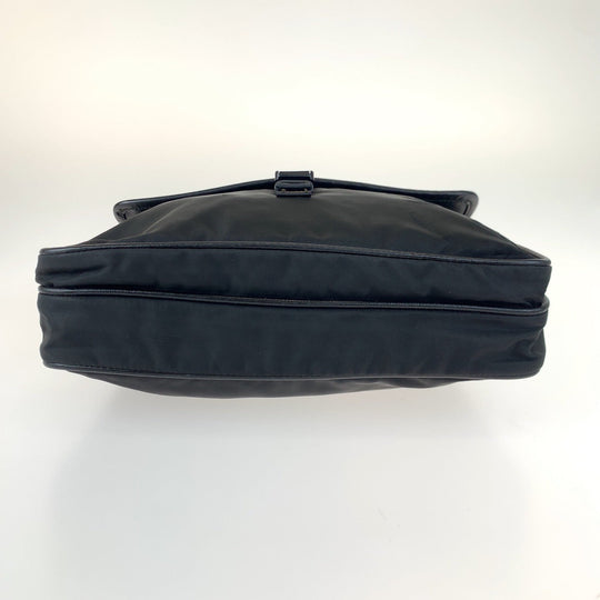 PRADA Shoulder Bag Nylon Black SilverMetal Crossbody Shoulder Bag Messenger Bag Triangle With logo Test mens Used Authentic