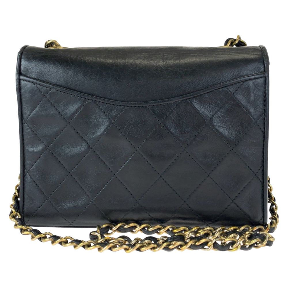 CHANEL Shoulder Bag lambskin Black GoldMetal Crossbody ChainShoulder Bag Pochette Matrasse single flap COCO Mark Women Used Authentic