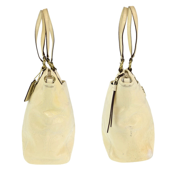 COACH Shoulder Bag F19197 enamel beige Signature