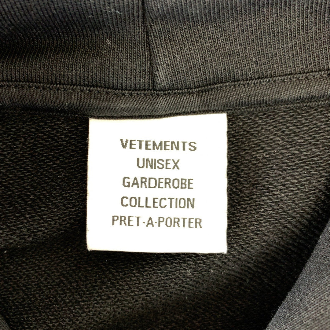 VETEMENTS Hoodie UA53HD420B cotton black black white white Hoodie 22AW SOLIDARITY EMBROIDERRED HOODIE mens L Used Authentic