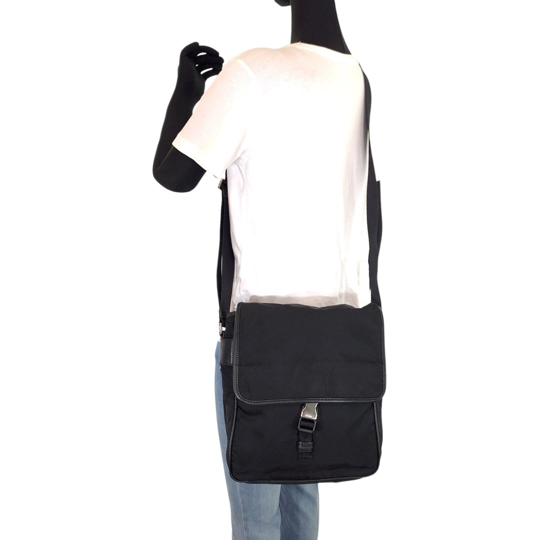 PRADA Shoulder Bag VA0339 Nylon Black SilverMetal Crossbody Shoulder Bag Messenger Bag Test Triangle With logo Women Used Authentic