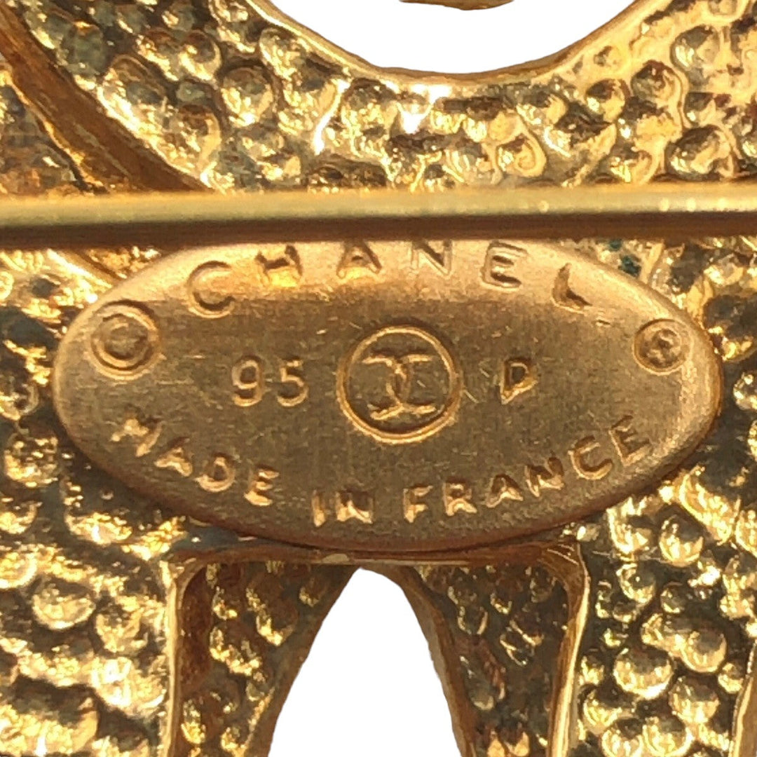 CHANEL Brooch metal gold Brooch COCO Mark Women Used Authentic