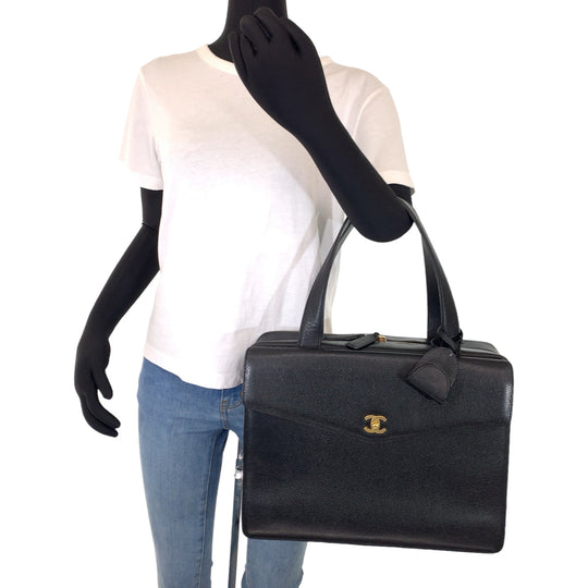 CHANEL Business bag Caviar skin Black GoldMetal Business Bag Briefcase Tote Bag A4 Storage COCO Mark mens Used Authentic