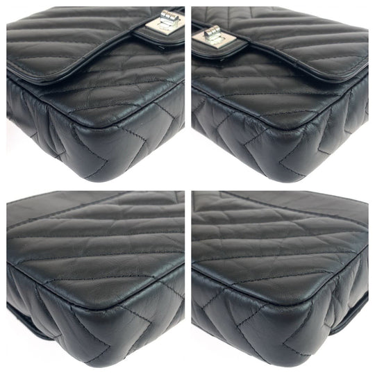 CHANEL Shoulder Bag lambskin Black SilverMetal Shoulder Bag Crossbody Chevron Vstitch Turn lock Women Used Authentic