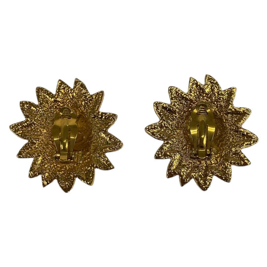 CHANEL Earring metal gold COCO Mark Lion motif Women Used Authentic