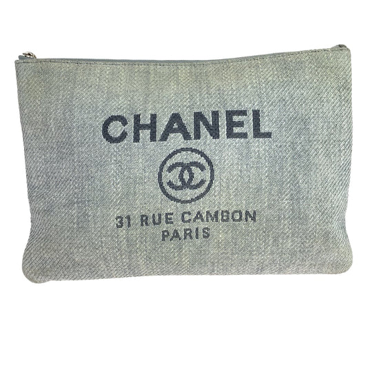 CHANEL Clutch bag canvas Grey SilverMetal Clutch bag business bag pouch Cruise line Deauville COCO Mark Women Used Authentic