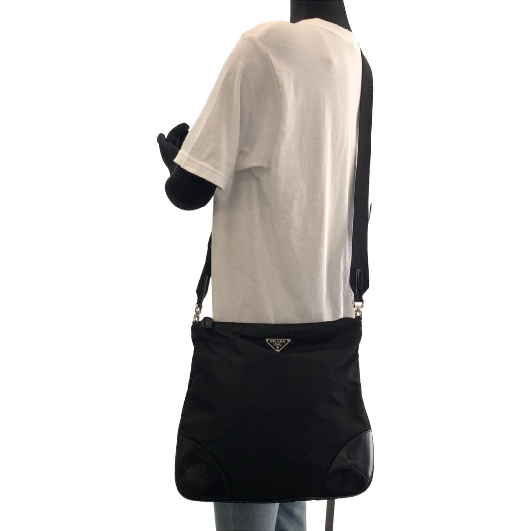 PRADA Shoulder Bag Nylon Black SilverMetal Shoulder Bag Crossbody Messenger Bag Test Triangle With logo mens Used Authentic