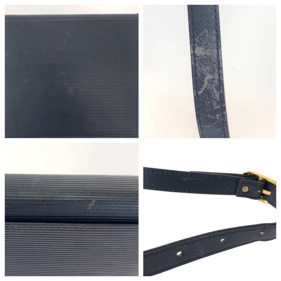 YVES SAINT LAURENT Shoulder Bag leather Black SilverMetal Shoulder Bag Shoulder Bag Logo embossed Women Used Authentic