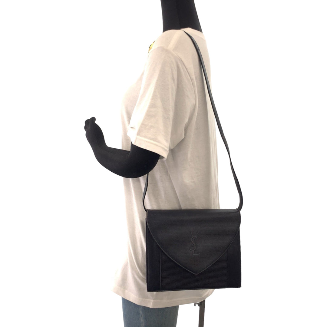 YVES SAINT LAURENT Shoulder Bag leather Black SilverMetal Shoulder Bag Shoulder Bag Logo embossed Women Used Authentic