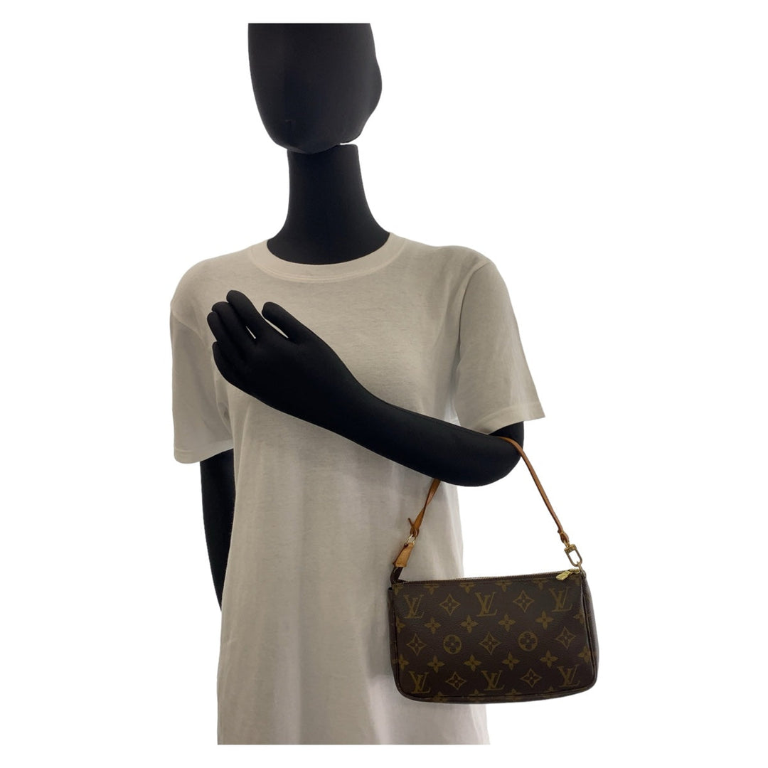 LOUIS VUITTON Handbag M51980 PVC Brown Gold Metal Handbag accessory pouch Monogram Pochette Accessoires Women Used Authentic