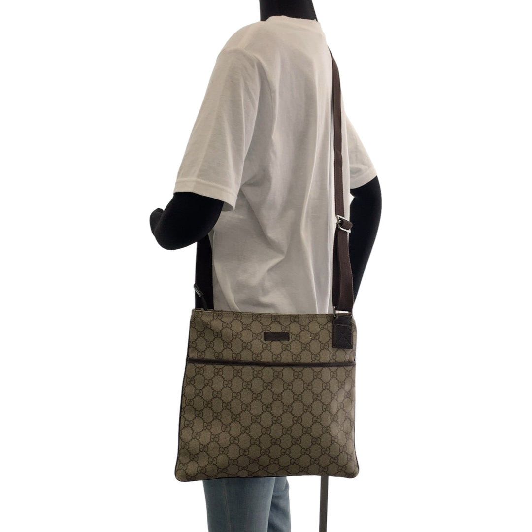 GUCCI Shoulder Bag 141626 GG Supreme Canvas Beige Brown SilverMetal Crossbody Shoulder Bag Messenger Bag mens Used Authentic