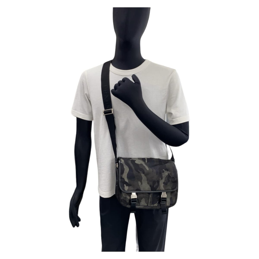 PRADA Shoulder Bag Nylon Camouflage Multicolor SilverMetal Crossbody Shoulder Bag Messenger Bag Test Triangle With logo mens Used Authentic