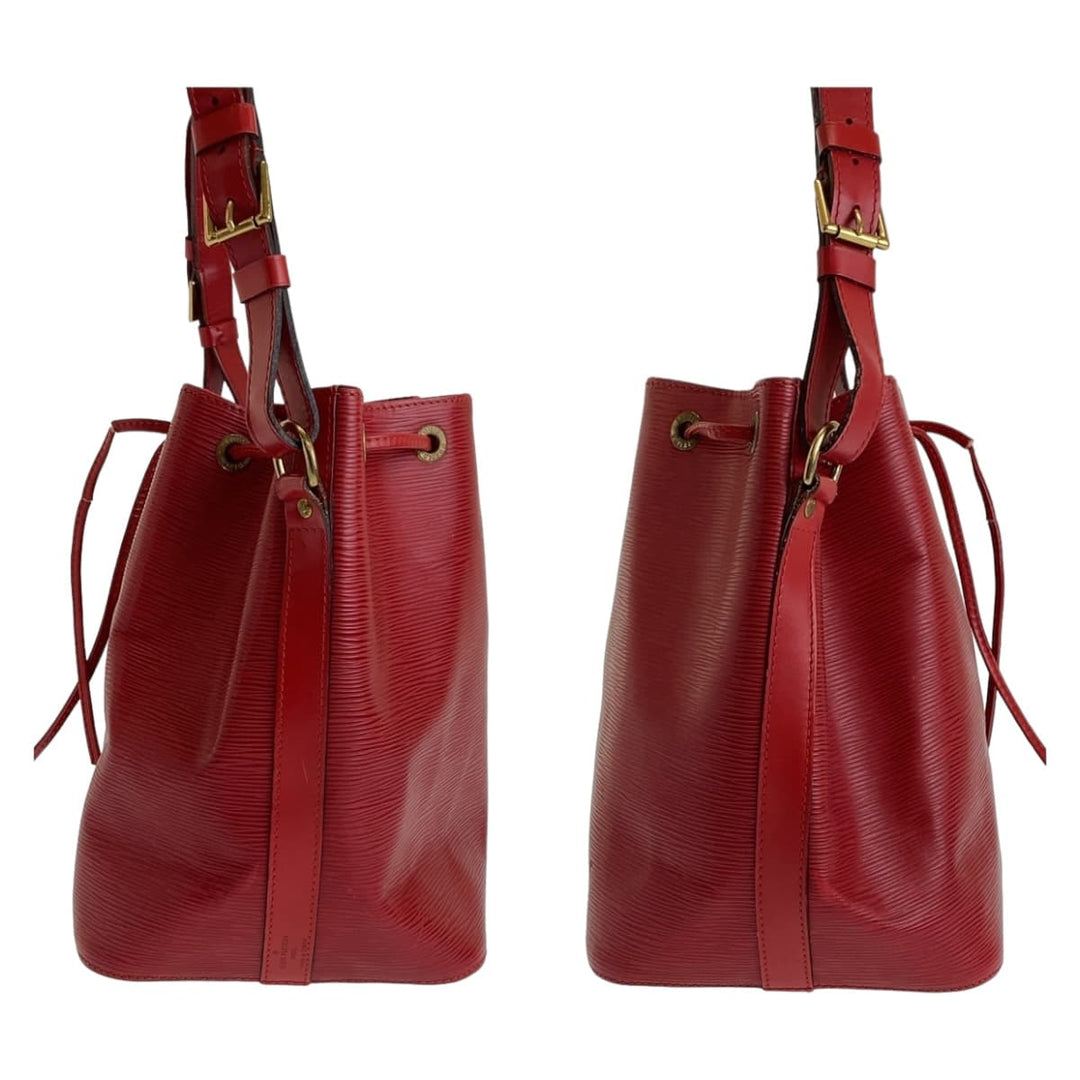 LOUIS VUITTON Shoulder Bag M44107 Epi Leather Red Gold Metal Drawstring bag Shoulder Bag Epi Petit Noe Women Used Authentic