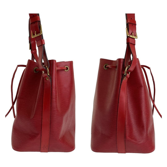 LOUIS VUITTON Shoulder Bag M44107 Epi Leather Red Gold Metal Drawstring bag Shoulder Bag Epi Petit Noe Women Used Authentic