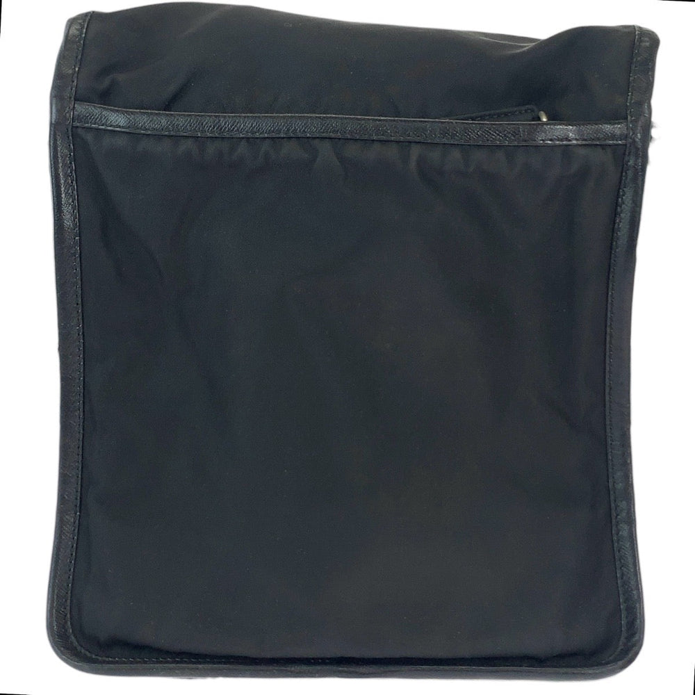 PRADA Shoulder Bag Nylon Black SilverMetal Shoulder Bag pochette Test Triangle With logo Women Used Authentic