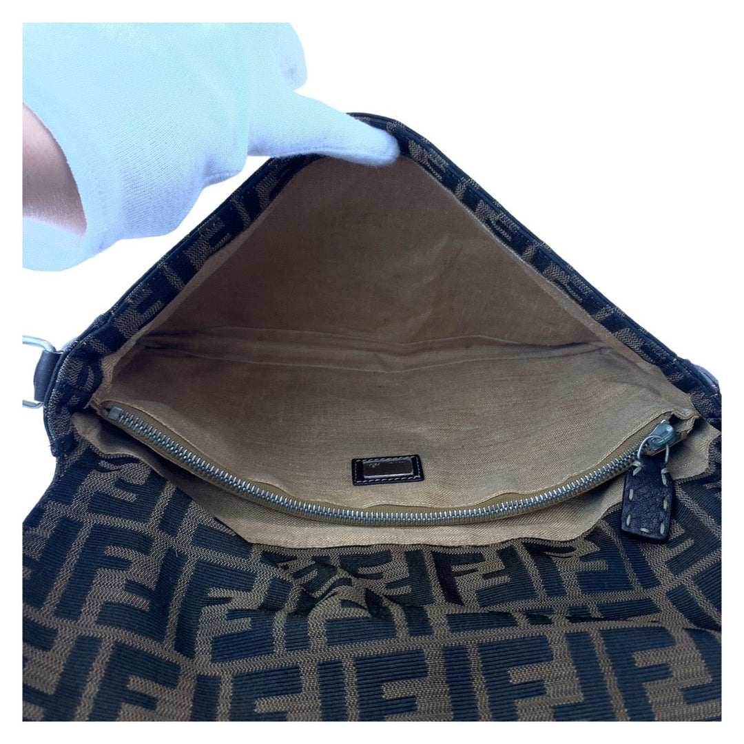 FENDI Shoulder Bag Canvas, Leather Brown Gold Metal Crossbody Shoulder Bag Messenger Bag Zucca Women Used Authentic