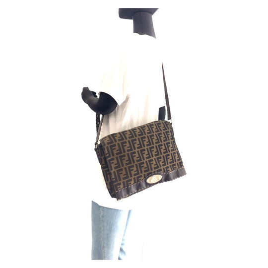 FENDI Shoulder Bag Canvas, Leather Brown Gold Metal Crossbody Shoulder Bag Messenger Bag Zucca Women Used Authentic