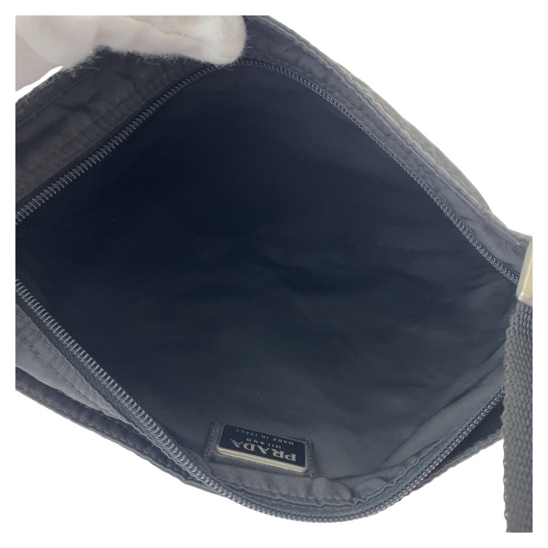 PRADA Shoulder Bag Nylon Black SilverMetal Crossbody Shoulder Bag Messenger Bag Test Triangle With logo Women Used Authentic