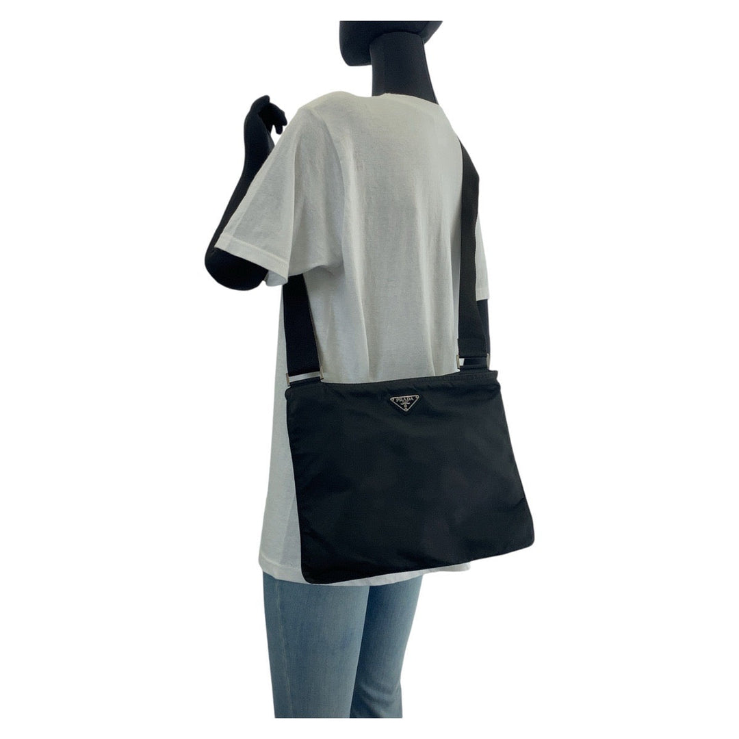PRADA Shoulder Bag Nylon Black SilverMetal Crossbody Shoulder Bag Messenger Bag Test Triangle With logo Women Used Authentic