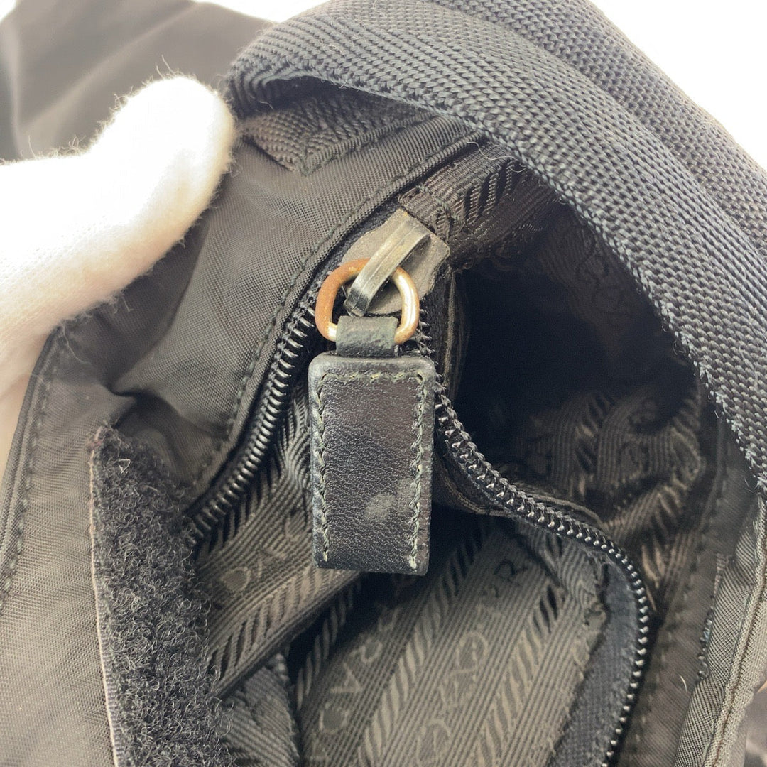 PRADA Shoulder Bag Nylon Black SilverMetal Crossbody Shoulder Bag Messenger Bag Test Triangle With logo Women Used Authentic