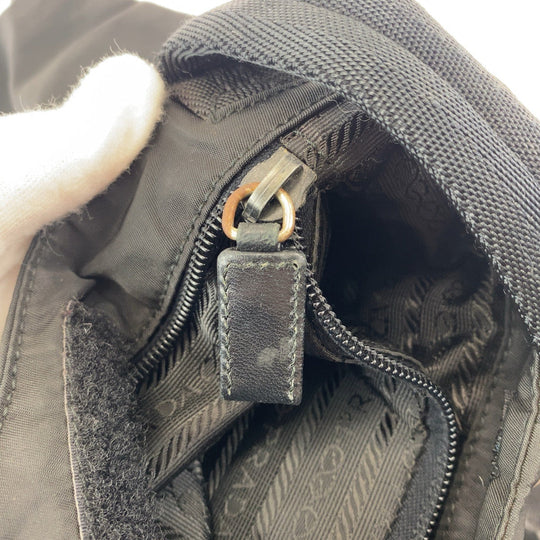 PRADA Shoulder Bag Nylon Black SilverMetal Crossbody Shoulder Bag Messenger Bag Test Triangle With logo Women Used Authentic