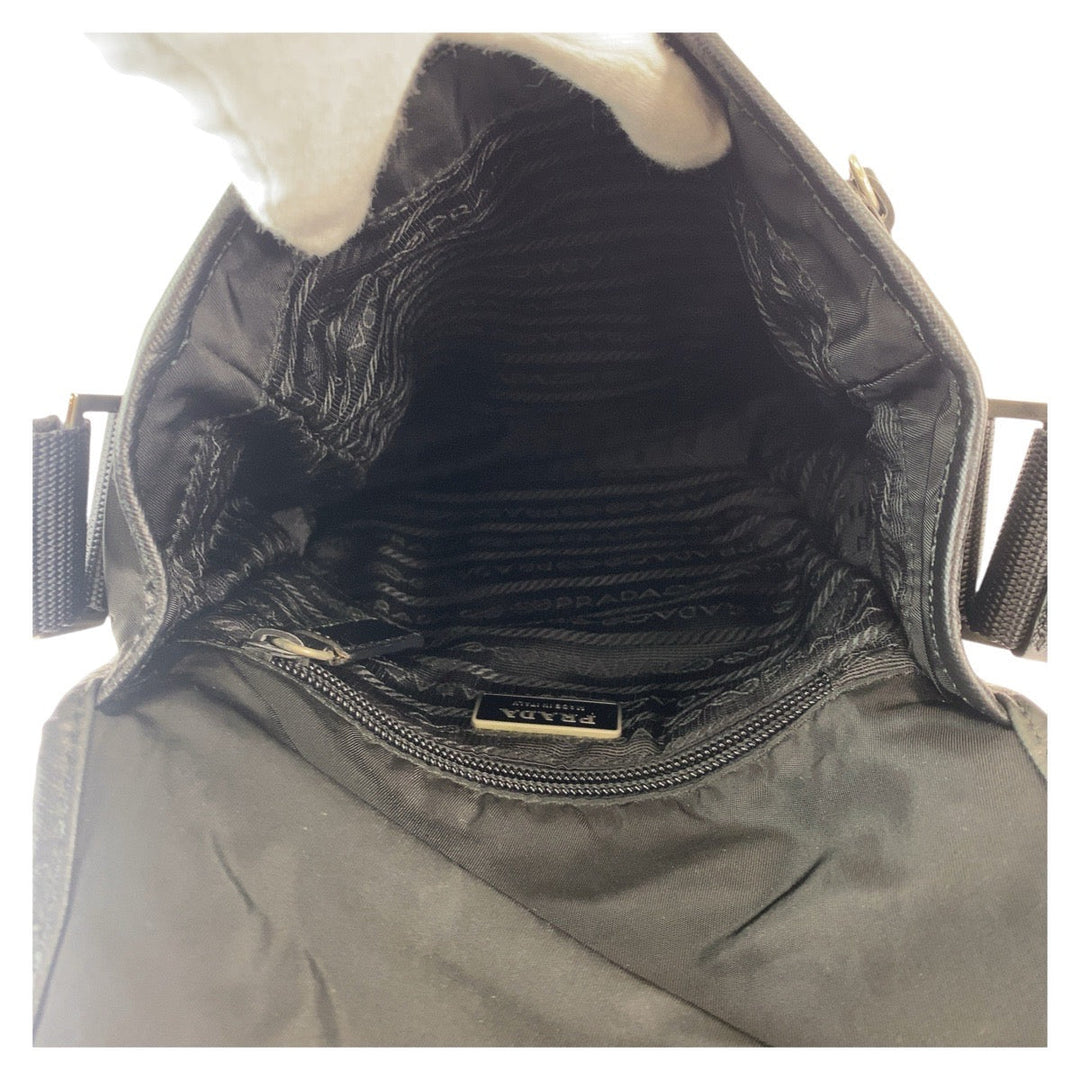 PRADA Shoulder Bag Nylon Black SilverMetal Crossbody Shoulder Bag Messenger Bag Test Triangle With logo Women Used Authentic