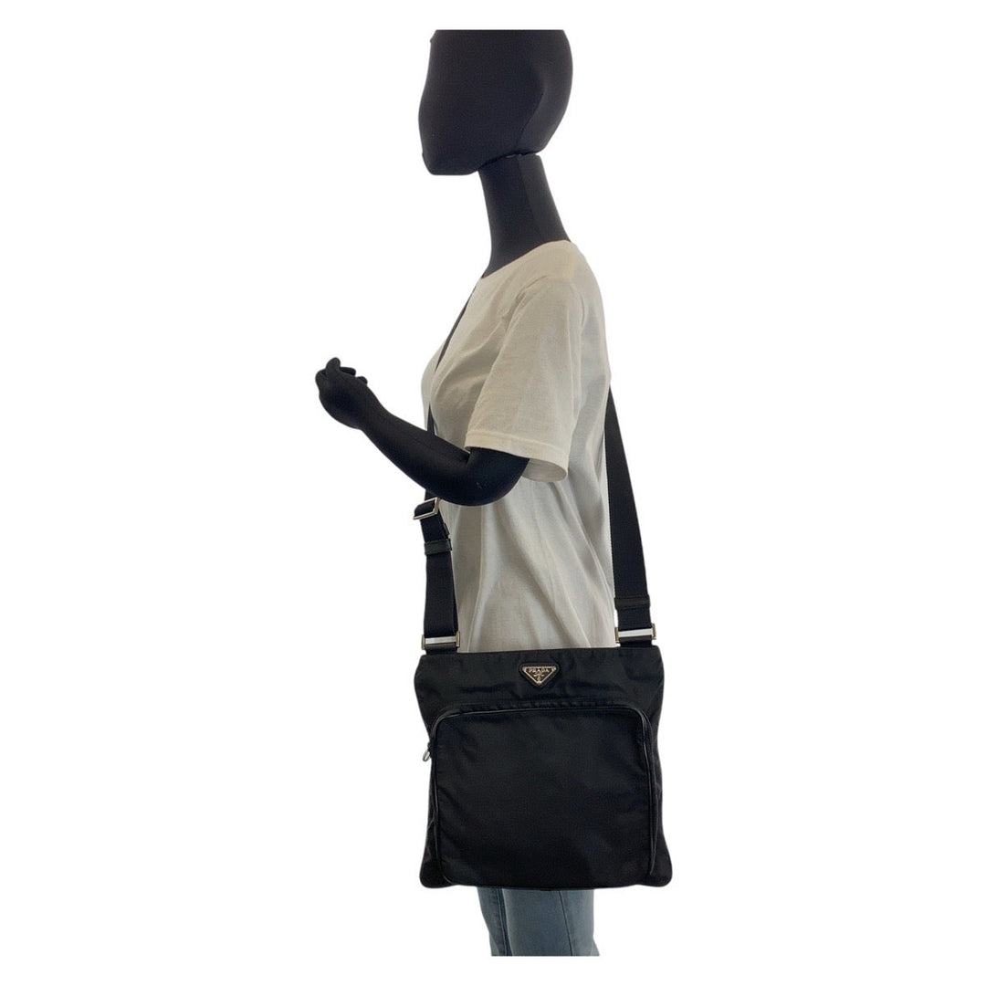 PRADA Shoulder Bag Nylon Black SilverMetal Crossbody Shoulder Bag Messenger Bag Test Triangle With logo Women Used Authentic