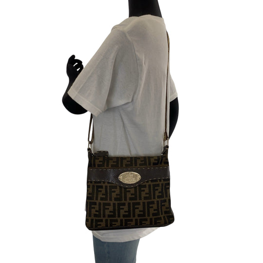 FENDI Shoulder Bag 8BT092 canvas Brown Beige Gold Metal Shoulder Bag pochette Zucca Pattern Women Used Authentic