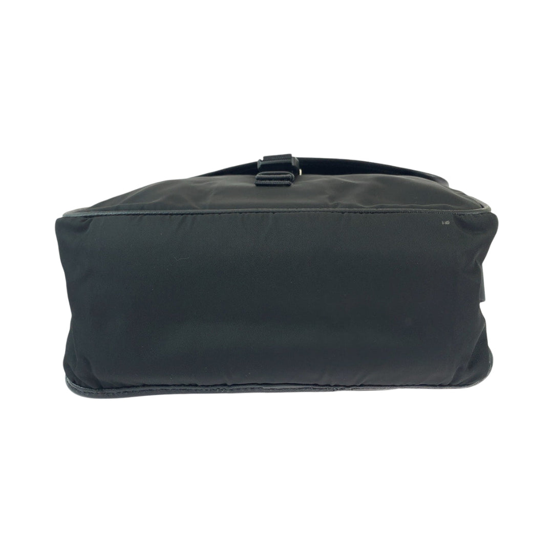 PRADA Shoulder Bag Nylon Black SilverMetal Shoulder Bag pochette Test Triangle With logo mens Used Authentic