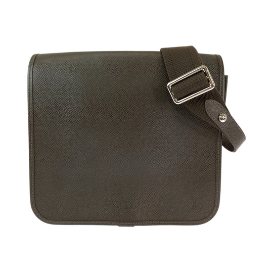 LOUIS VUITTON Shoulder Bag M32488 Taiga Grizzly Brown SilverMetal Shoulder Bag Messenger bag Taiga Andre mens Used Authentic