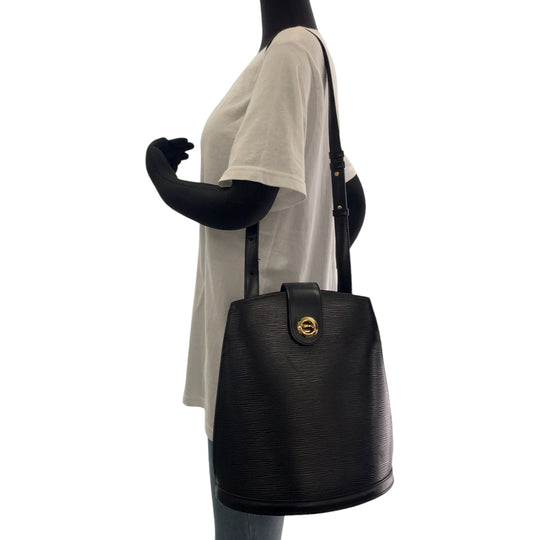 LOUIS VUITTON Shoulder Bag M52252 Epi Leather Noir Black Gold Metal Shoulder Bag Shoulder Bag Epi Cluny Women Used Authentic