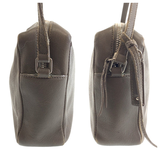 YVES SAINT LAURENT Shoulder Bag leather Greige SilverMetal Shoulder Bag pochette YSL logo fringe Women Used Authentic