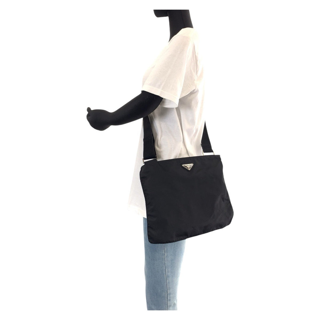 PRADA Shoulder Bag Nylon Black SilverMetal Crossbody Shoulder Bag Messenger Bag Test Triangle With logo Women Used Authentic
