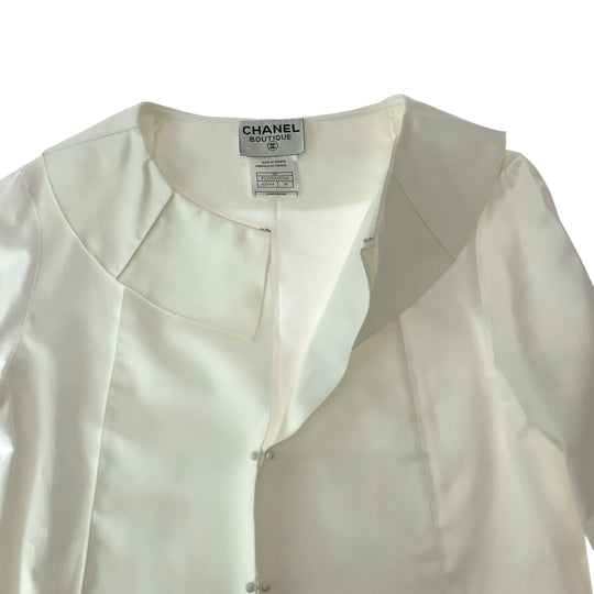 CHANEL Long sleeve shirt P13350V07529 cotton White SilverMetal Long sleeve shirt Shirt jacket Collarless jacket COCO Mark Women 34 Used Authentic