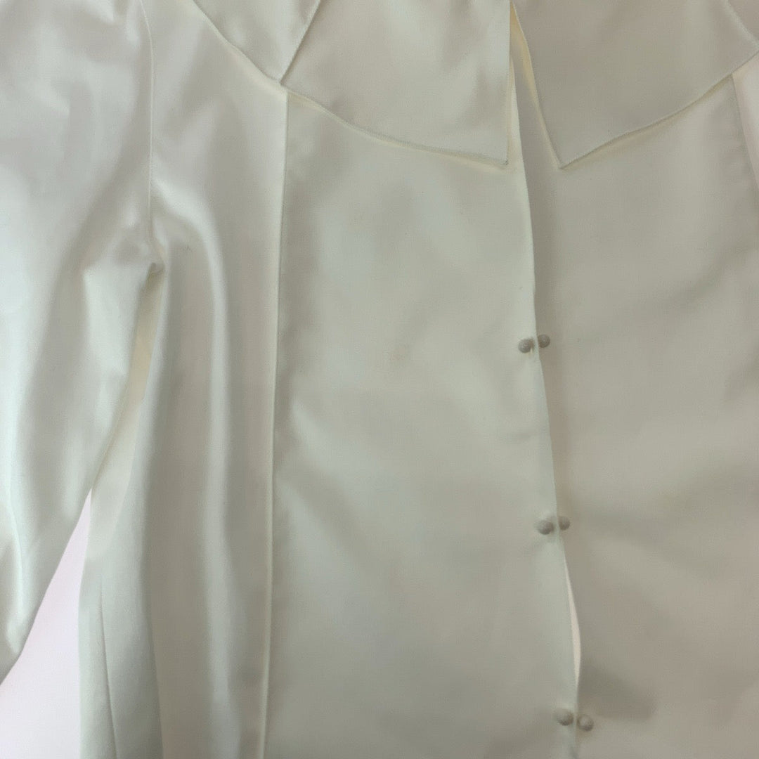 CHANEL Long sleeve shirt P13350V07529 cotton White SilverMetal Long sleeve shirt Shirt jacket Collarless jacket COCO Mark Women 34 Used Authentic