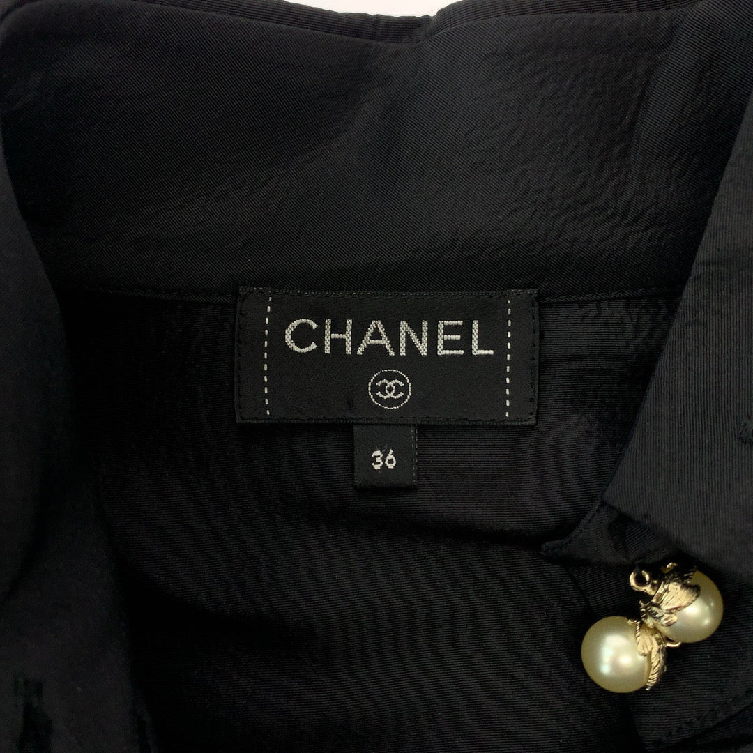 CHANEL Long sleeve shirt P64478V24243 silk Black Gold Metal Long sleeve shirts Dress shirts Silk shirts Fake pearl Women 36 Used Authentic