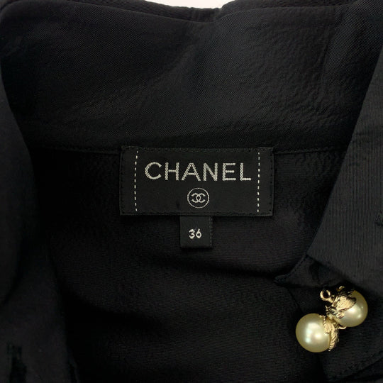 CHANEL Long sleeve shirt P64478V24243 silk Black Gold Metal Long sleeve shirts Dress shirts Silk shirts Fake pearl Women 36 Used Authentic