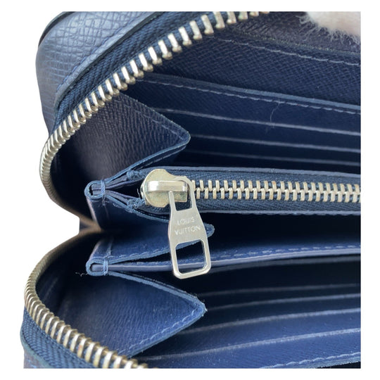 LOUIS VUITTON Long Wallet Purse M44276 leather Blue Marine Navy SilverMetal Long Wallet Purse Zip Around business bag Taiga Zippy XL mens Used Authentic