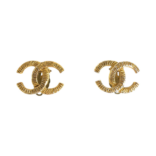 CHANEL Earring plating gold Earring COCO Mark Women Used Authentic